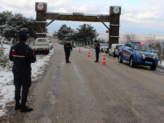 KISITLAMADA SPİL'E ÇIKMAK İSTEYENLERE CEZA