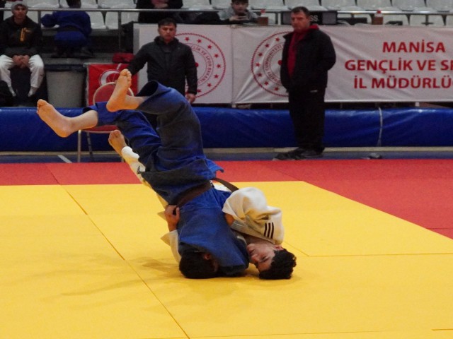 Manisa’da Ümitler Judo İl Birinciliği müsabakaları düzenlendi