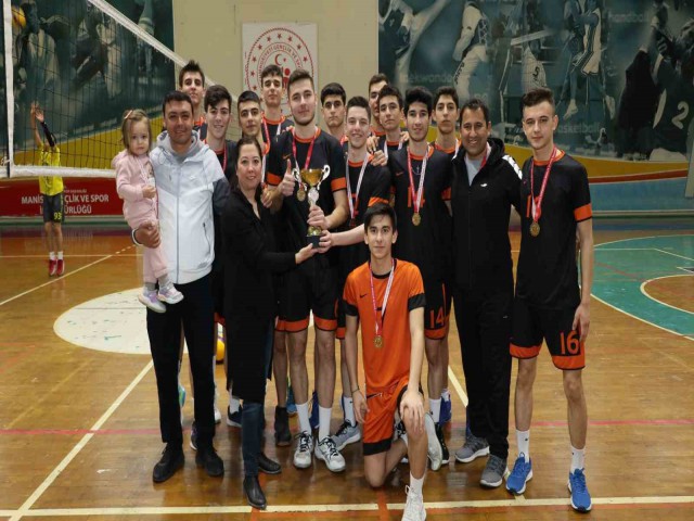 FİLEDE MANİSA ŞAMPİYONU İL GENÇLİKSPOR