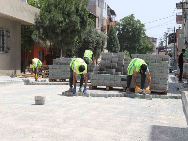 TURGUTLU'NUN DÖRT BİR YANINDA ÇALIŞMALAR DEVAM EDİYOR