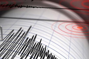 İZMİR AÇIKLARINDA 5.2'LİK DEPREM