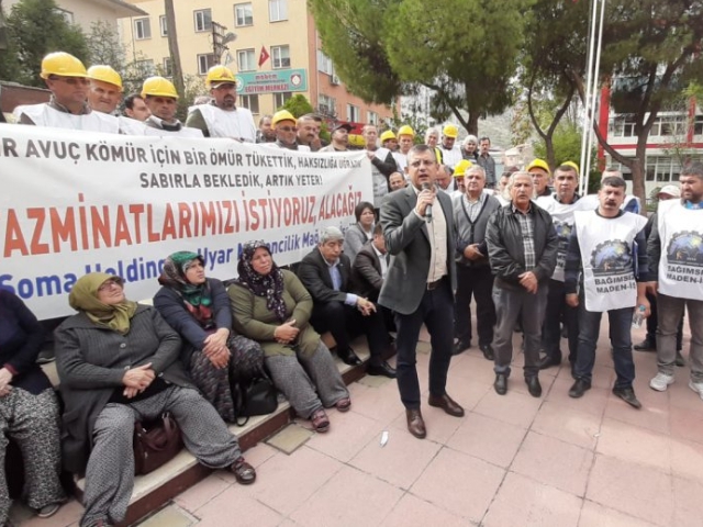 CHP'Lİ ÖZEL MAĞDUR MADENCİLERİN YANINDA