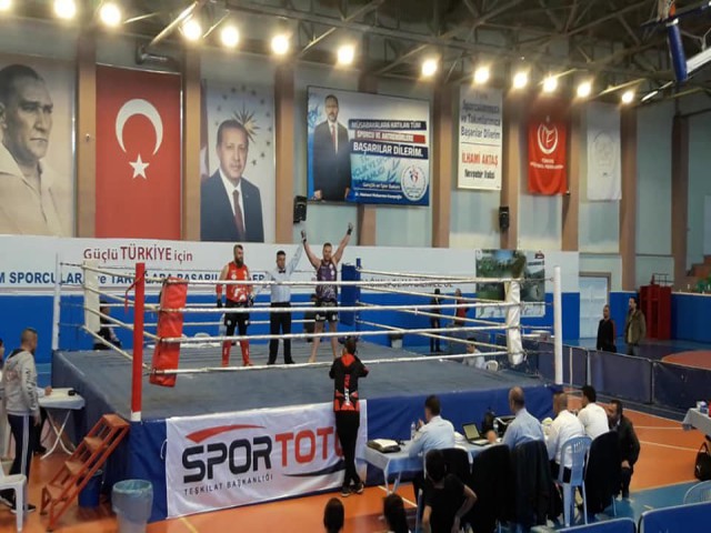 SALİHLİLİ SPORCU TÜRKİYE ŞAMPİYONU