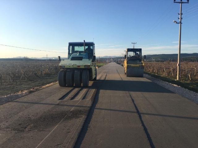 BETON YOL UYGULAMASI DEVAM EDİYOR