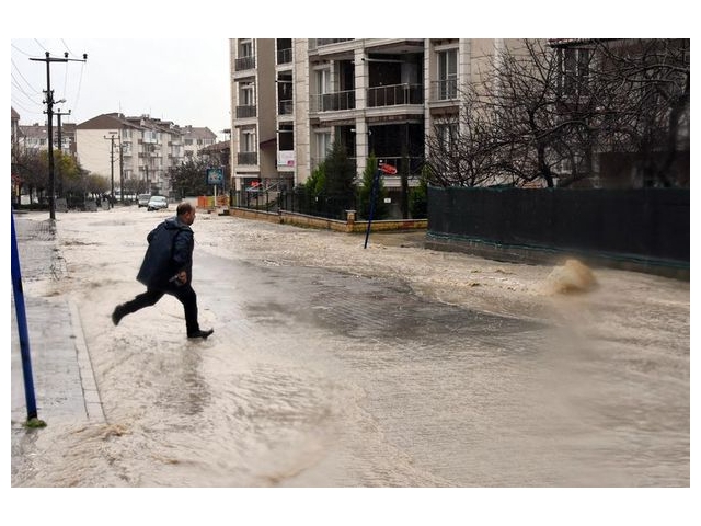 METEOROLOJİ'DEN MANİSA'YA SEL UYARISI