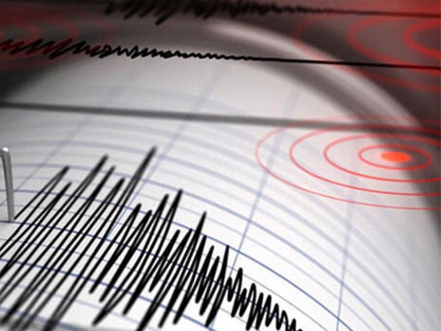 İZMİR AÇIKLARINDA 5.2'LİK DEPREM