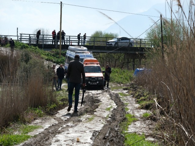 KAYIP ADAM GEDİZ NEHRİ'NDE ARANIYOR