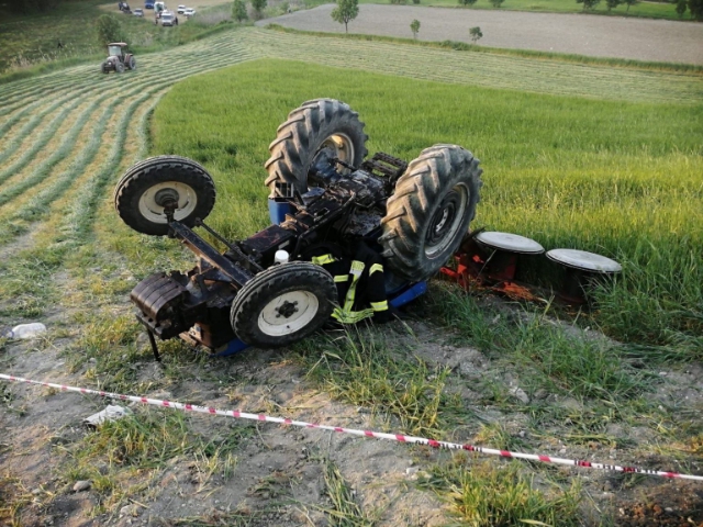 TRAKTÖR KAZASINDA CAN KAYBI