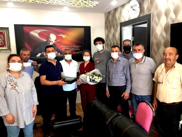 FEDAKAR DOKTOR VE EŞİNE TEŞEKKÜR