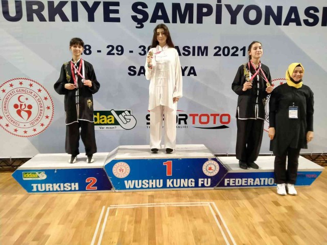 WUSHUCULAR SAKARYA'DA ŞAMPİYON OLDU