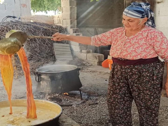 PEKMEZLER KAYNAMAYA BAŞLADI