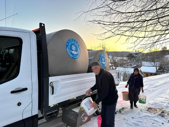 SÜT PARALARI DEPREM BÖLGESİNE