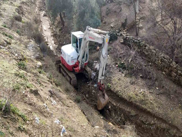 MASKİ’DEN DERE TEMİZLİĞİ