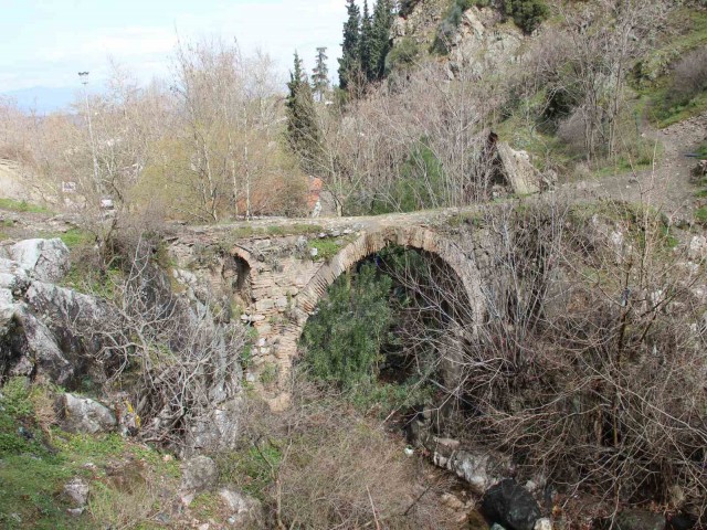 ÇAYBAŞI SU KEMERİ TURİZME KAZANDIRILMAYI BEKLİYOR