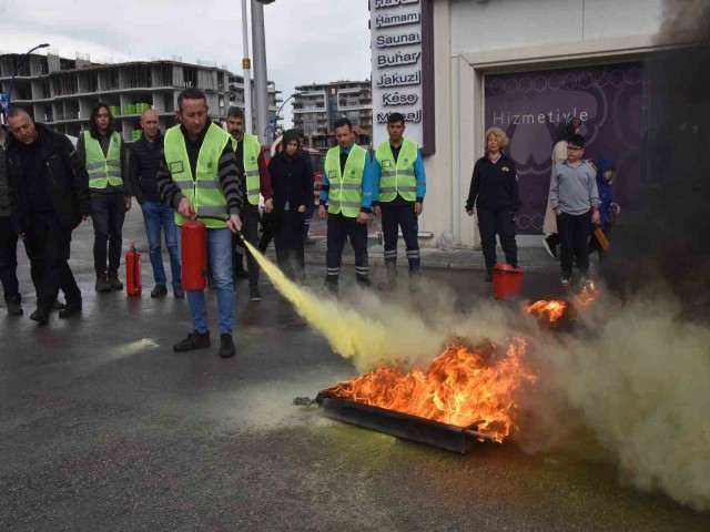 YUNUSEMRE'DE YANGIN TATBİKATI