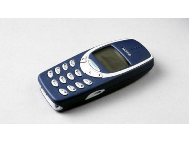 NOKİA 3310 İLE ARABA ÇALIYORLAR