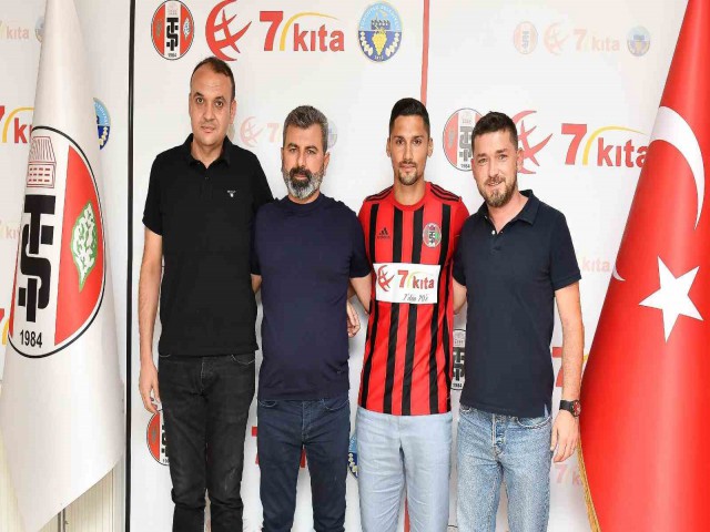 TURGUTLUSPOR'DA NOYAN ÖZ YUVADA KALDI