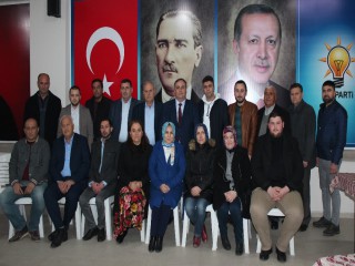 ALAŞEHİR AK PARTİ'DE YENİ YÖNETİM