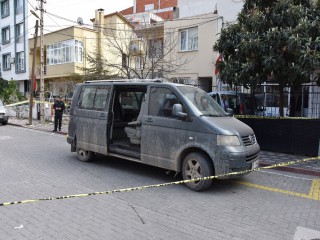 AKHİSAR'DA SİLAHLI SALDIRI