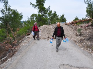 KORONAVİRÜS'E ALDIRIŞ ETMEDİLER