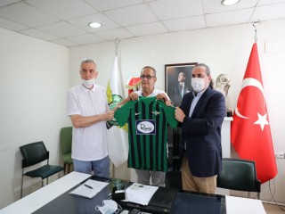 AKHİSAR'DA YENİ FORMA SPONSORU