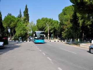 MEZARLIKLARA ÜCRETSİZ OTOBÜS SEFERİ