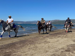 ATLI SPOR KULÜBÜ DENİZ KENARINDA