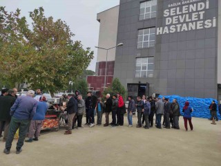 Mesai arkadaşları Ramazan Demir için lokma döktürdü