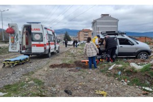 DOMANİÇ'TE TRAFİK KAZASI : 7 YARALI