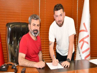 TURGUTLUSPOR'DA SPORTİF DİREKTÖRLÜĞE ERARSLAN GETİRİLDİ