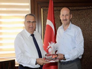 BAŞKAN ÇERİ'DEN GÜREŞ DAVETİ